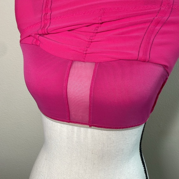 Lululemon Insight Tank Top Magenta Pink woman’s size 4 - Picture 9 of 10